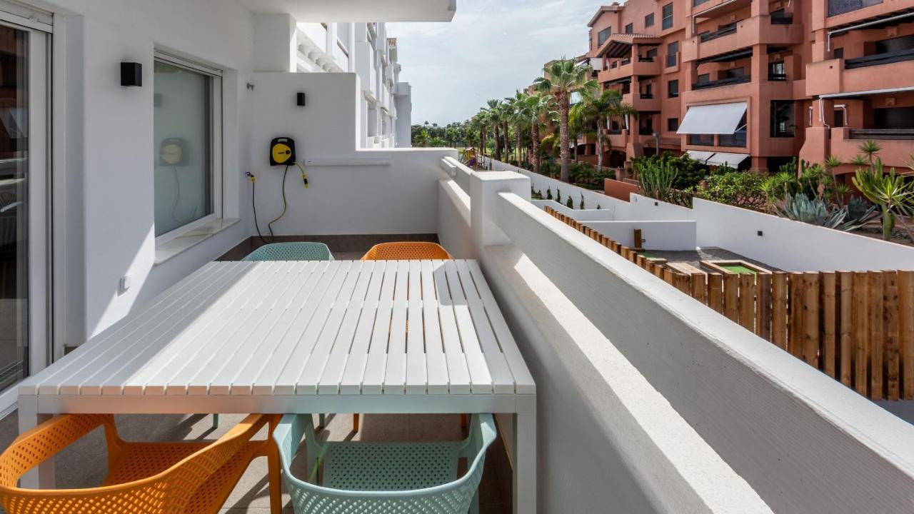 Homity Holidays - Playa Granada - Marina Golf